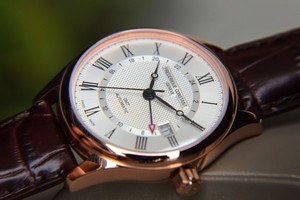 surveyor bulova