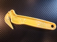 Pacific Handy Cutter DFC364 Film Cutter, Disposable Box Cutter. 24 Pack