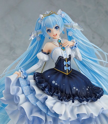 Hatsune Miku Snow Princess Version 1/7 Scale PVC Figure GOOD SMILE COMPANY - Picture 10 of 10