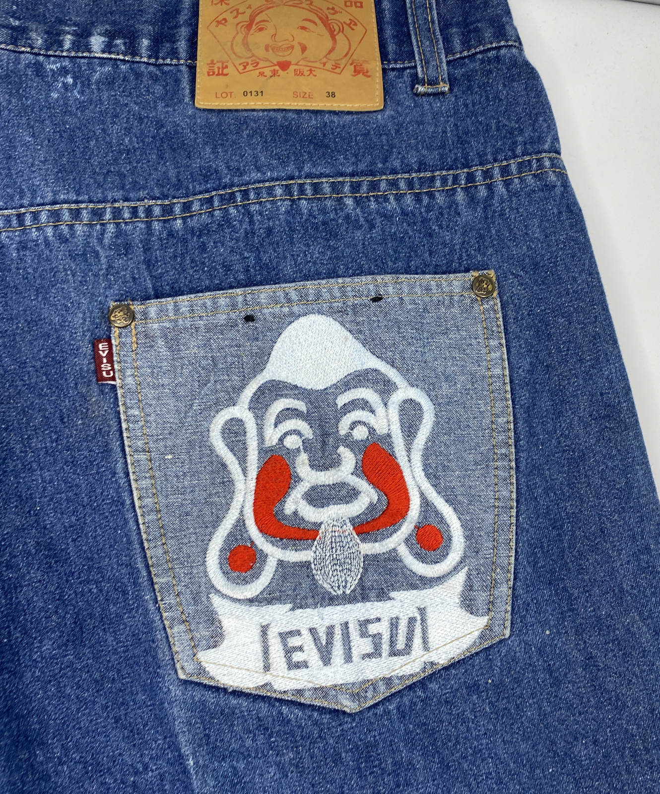EVISU купить в Америке, лот 384030423466