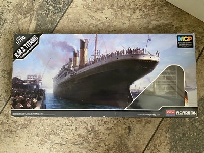 Academy 14214 RMS Titanic Centenary Anniversary 1/700 MCP Edition Modellbausatz Neu