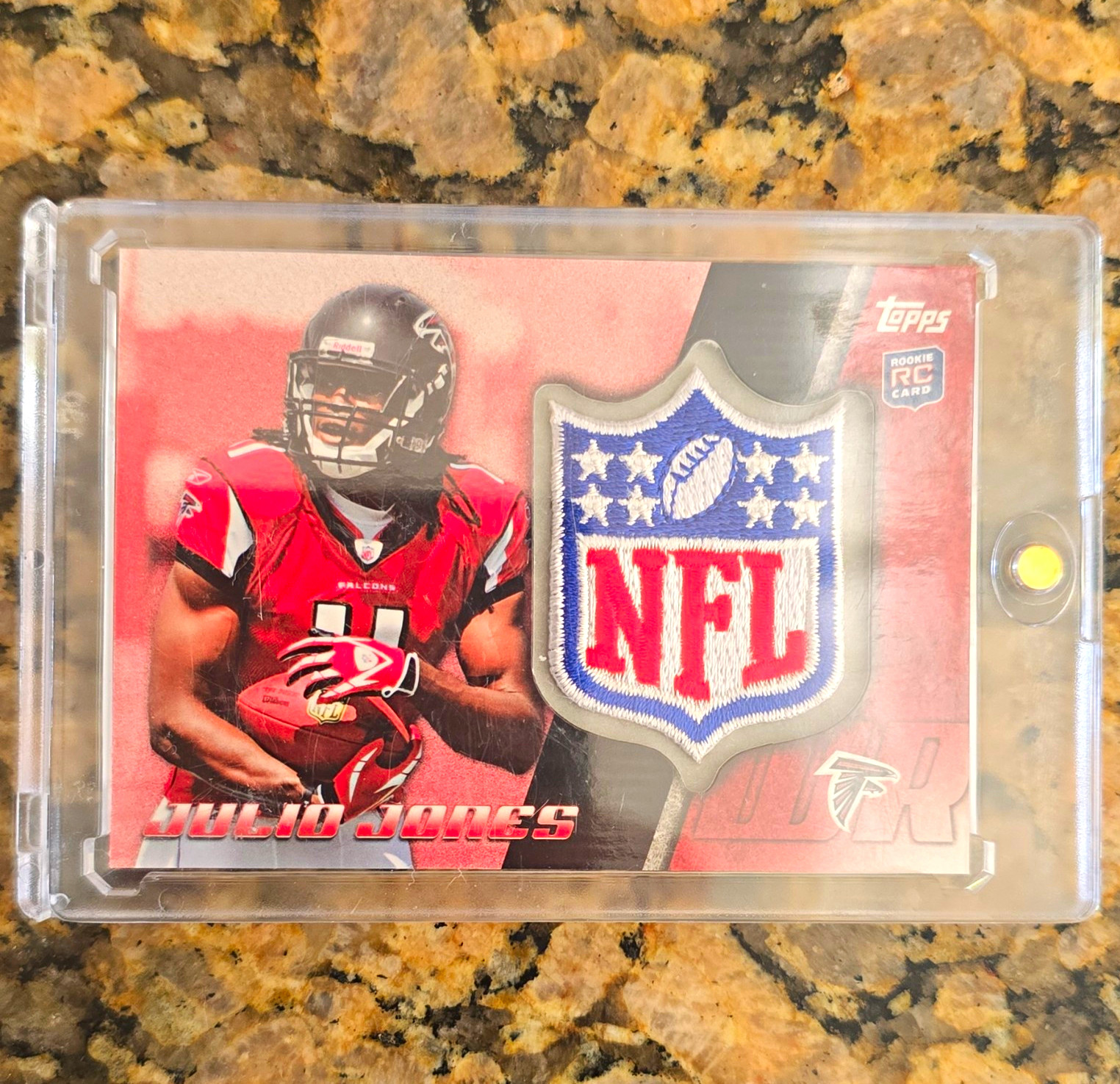 Topps 2011 Julio Jones Rookie NFL Shield Logo Patch #LPR-3 Atlanta Falcons