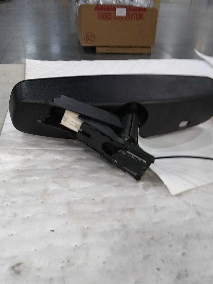 Used Front Center Interior Rear View Mirror fits: 2012 Toyota Rav4 manual dimmin - Изображение 2 из 4