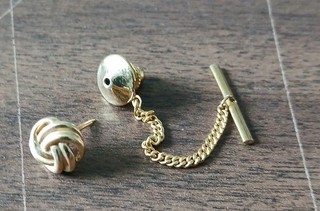Cravatta vintage in oro giallo massiccio 14 carati 1 6 g