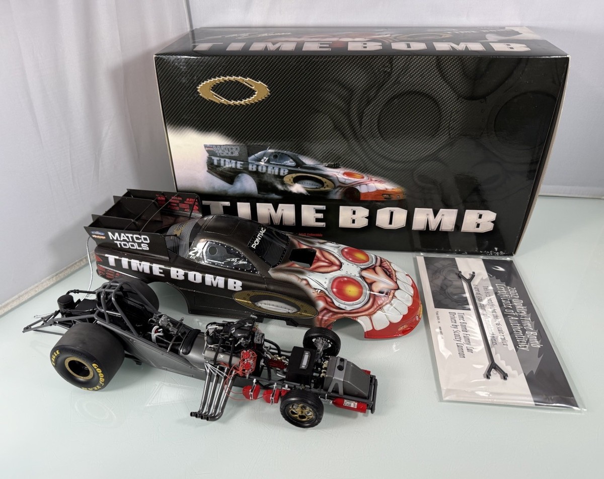 ミニカー 1:16 Oakley TIME BOMB Scotty Cannon NHRA DSR 1:16 Scale Diecast NHRA Scotty Cannon Oakley Time Bomb