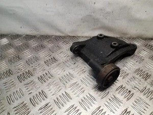 VW PASSAT Variant B5 3B6 Klimakompressorhalterung 059260889E 2.50 25153380