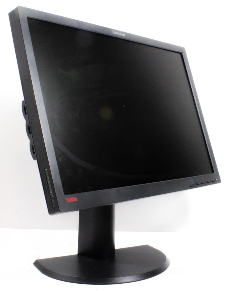 Dell Precision 3420 Desktop i7-7700 16GB 512GB SSD 24