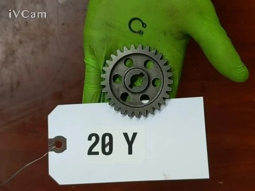 GEAR, OIL PUMP DRIVEN