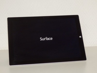 Microsoft surface Pro 1 Gen, Intel i5-3317U, 4GB RAM, 64GB SSD, Teildefekt