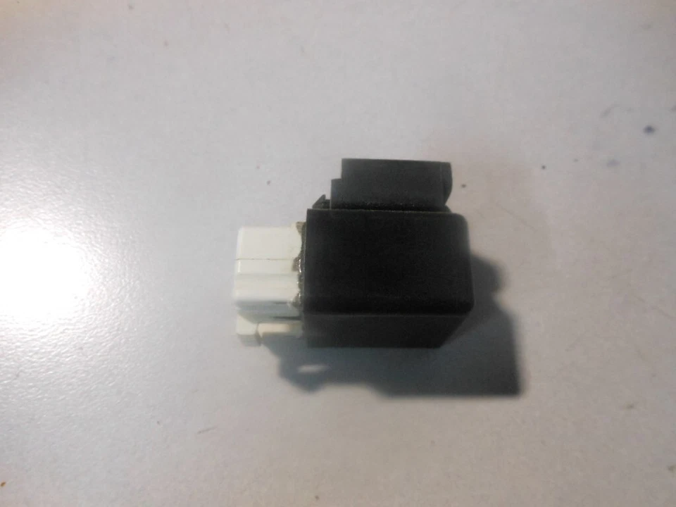 Conjunto de relé Yamaha 90 TW200 88 YFM80 91 YFM350 29U-81950-92 NUEVO DE STOCK Foto 4 de 4