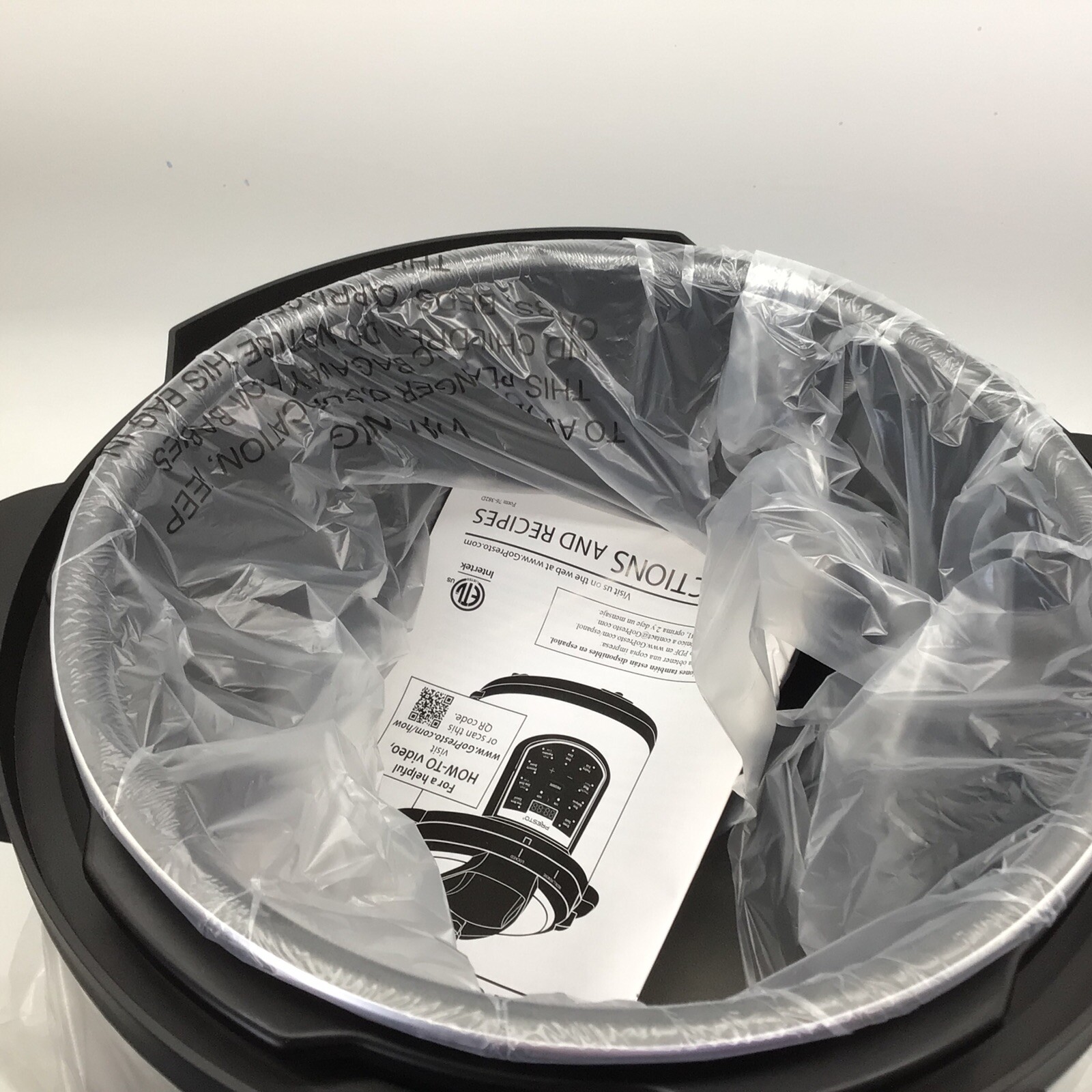 Brand NEW Presto 6Quart Electric Pressure Cooker Plus 02141