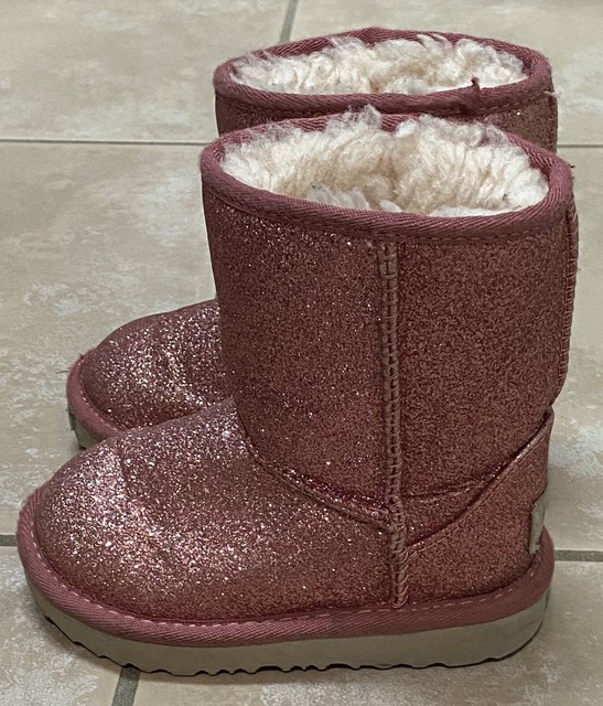 uggs toddler 8