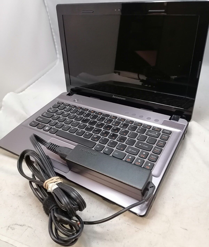 13.3" Lenovo Ideapad Z370 (Intel i5 2410M/8GB RAM/256 SSD) Windows 11 Home - Picture 2 of 15