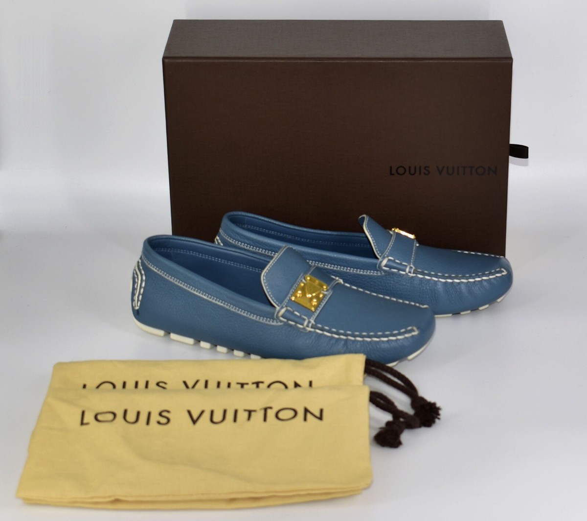 Auth LOUIS VUITTON Blue Leather S Lock Buckle Driving  display picture 3