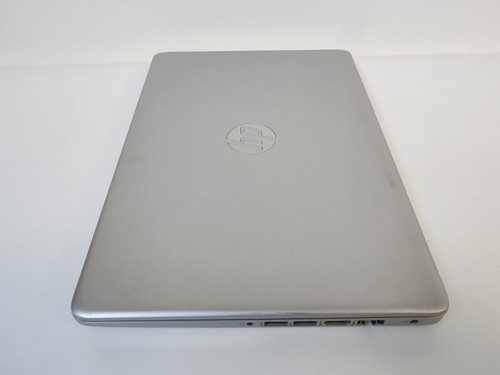 NOTEBOOK HP MODEL 14 AMD RYZEN 3 3200U 8GB RAM 256GB SSD WIFI W11 WEBCAM - Foto 9 di 10