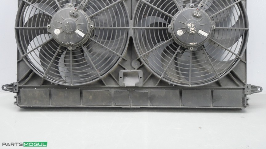 2004-2010 Maserati Quattroporte M139 Engine Cooling Radiator Dual Fan Shroud OEM