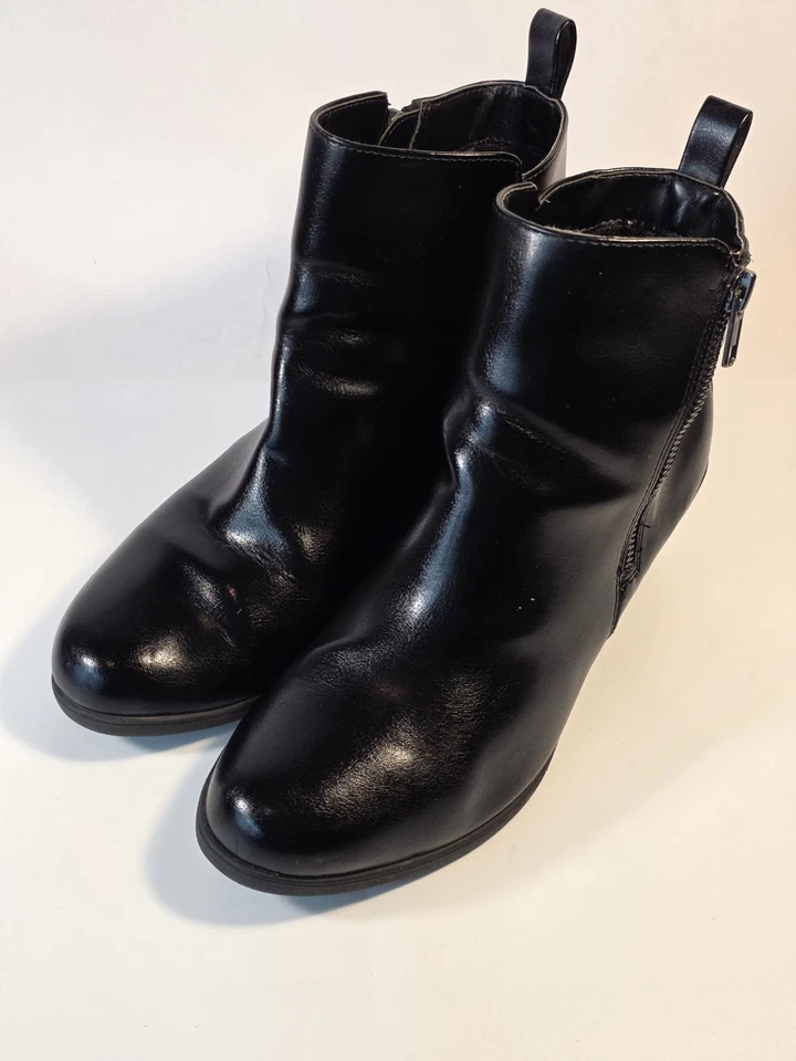 Botines negros Comfort Plus by Predictions para mujer talla 7,5 W cremallera lateral Foto 2 de 4