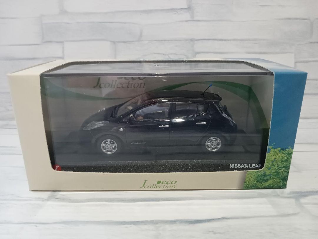Kyosho 1/43 Nissan Leaf Minicar Super Black Diecast Model