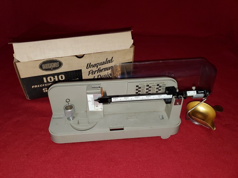 OHAUS  Model 10-10  Reloading powder and bullet Scale in orginal box