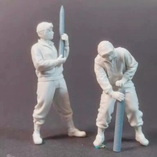 1/35 resin figure model Kit Two US artillery soldiers Unassembled Unpainted