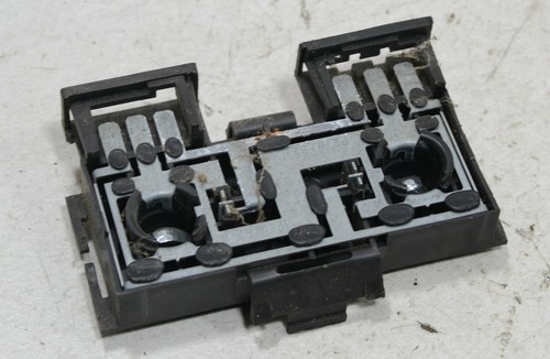 VW Passat 35i Variant Bj 1991 Lampenträger Rücklicht R L Heckklappe #84611-F145