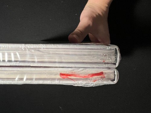 Harley Quinn: the Animated Series Vol 1 & Vol 2 Hardcover Lot - Picture 9 of 11