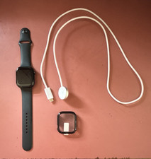 Apple Watch 44mm Black Aluminum w/Charger (ve...