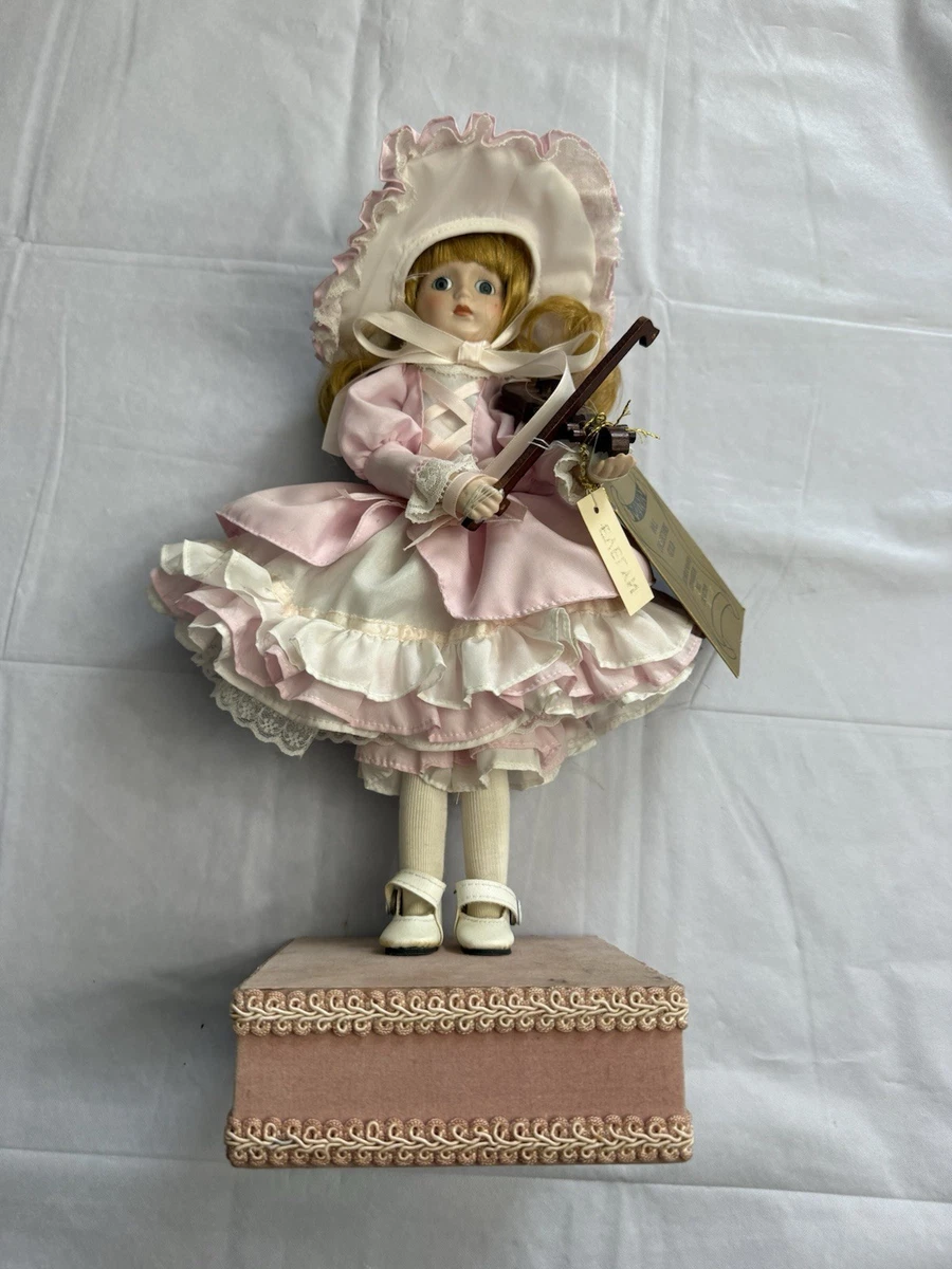 Seymour Mann Dolls Porcelain Dolls, Clothing & Accessories for
