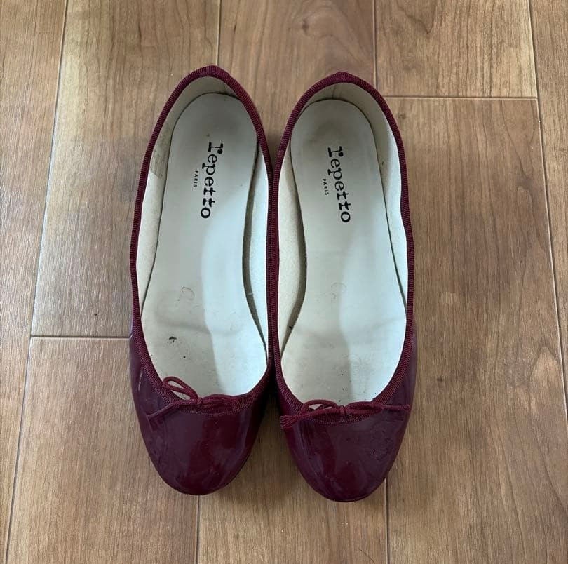 REPETTO Burgundy Patent Leather Ballet Flat Shoes Low Block Heel Womens Sz 39 US