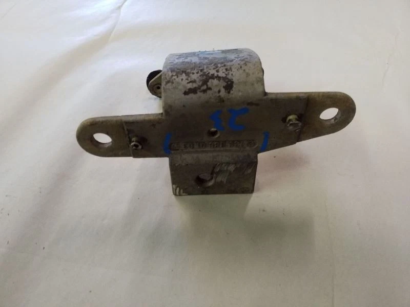 Soporte de parachoques trasero izquierdo | Se adapta a Mercedes Benz 300SDL 560SEL 1986-1991 Foto 3 de 4