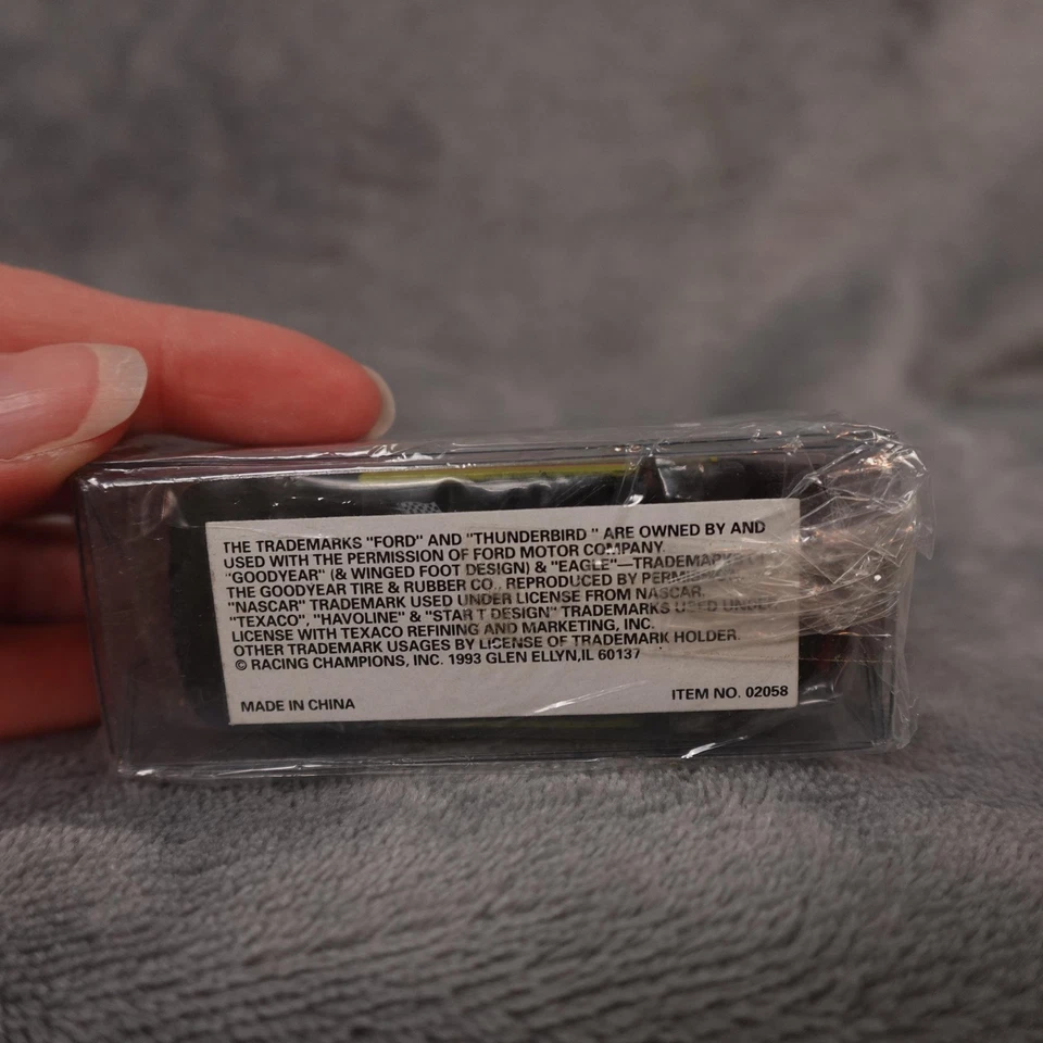 Vintage 1993 Racing Champions Davey Allison #28 Havoline NASCAR Diecast LE 5000 - Image 4 of 4
