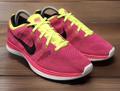 Nike Flyknit Running Walking Shoes Pink Neon Yellow Womens Size 8.5 Fast Ship