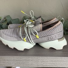 Sorel Women's Kinetic Impact Lace Sneaker in Dove Sea Salt Size 8