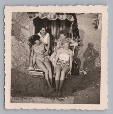 Perspective - Photographer Shadow 4 Women in Beach Chair - Vintage Photo
