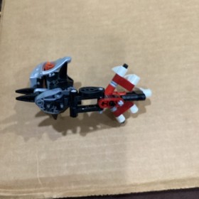 Parts - LEGO Bionicle 8764 - Parts