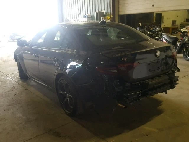 Alfa Romeo Giulia    2018 Windshield Wiper Motor 1065843 - Image 3 of 4