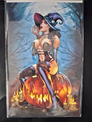 Miss Meow (Merc Publishing) #5 Sorah Suhng Halloween Trick Virgin Cover