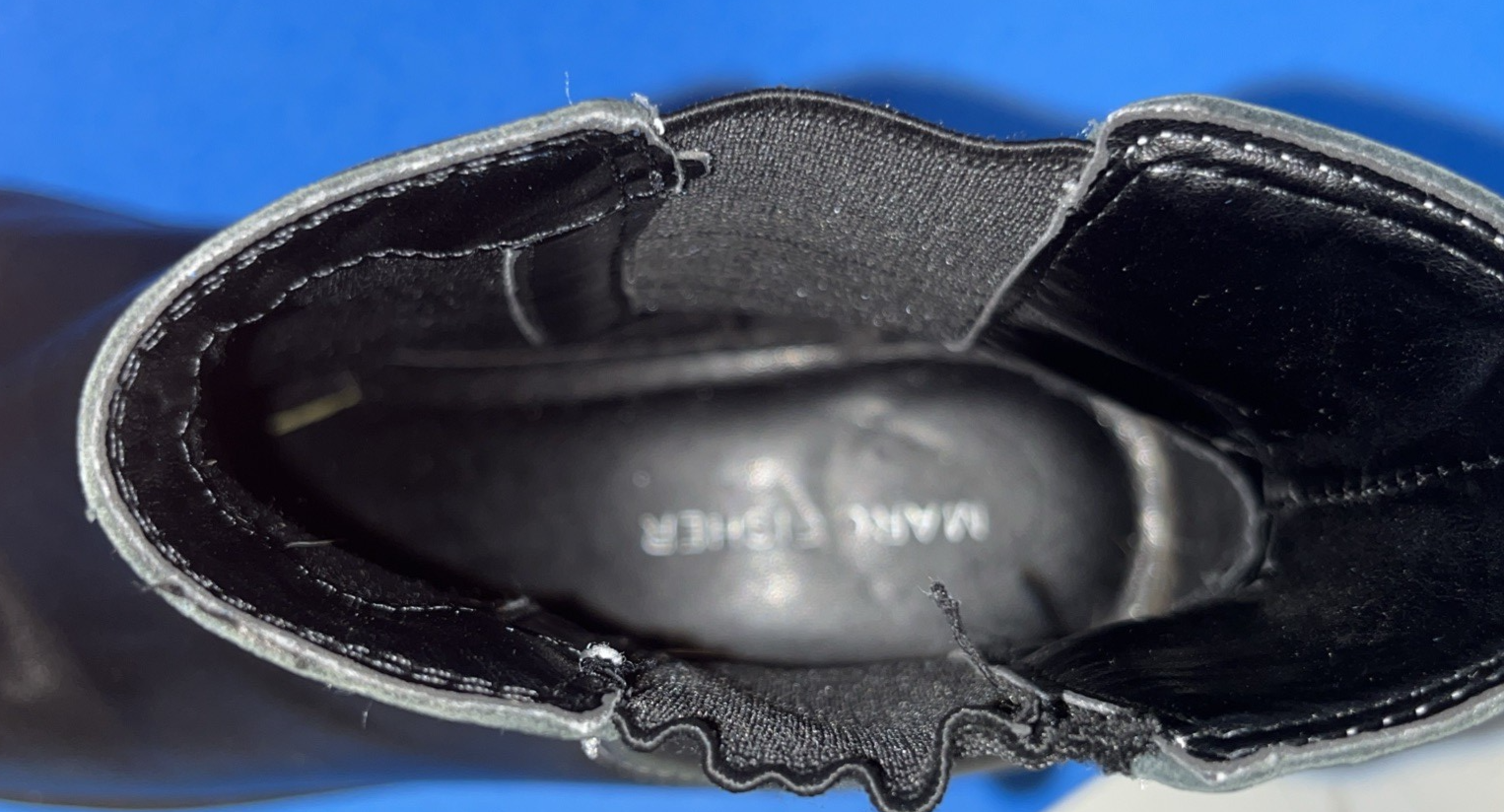 SAOLA Stivali Chelsea Marc Fisher donna Pirro in pelle nera con suola a strappo 9M