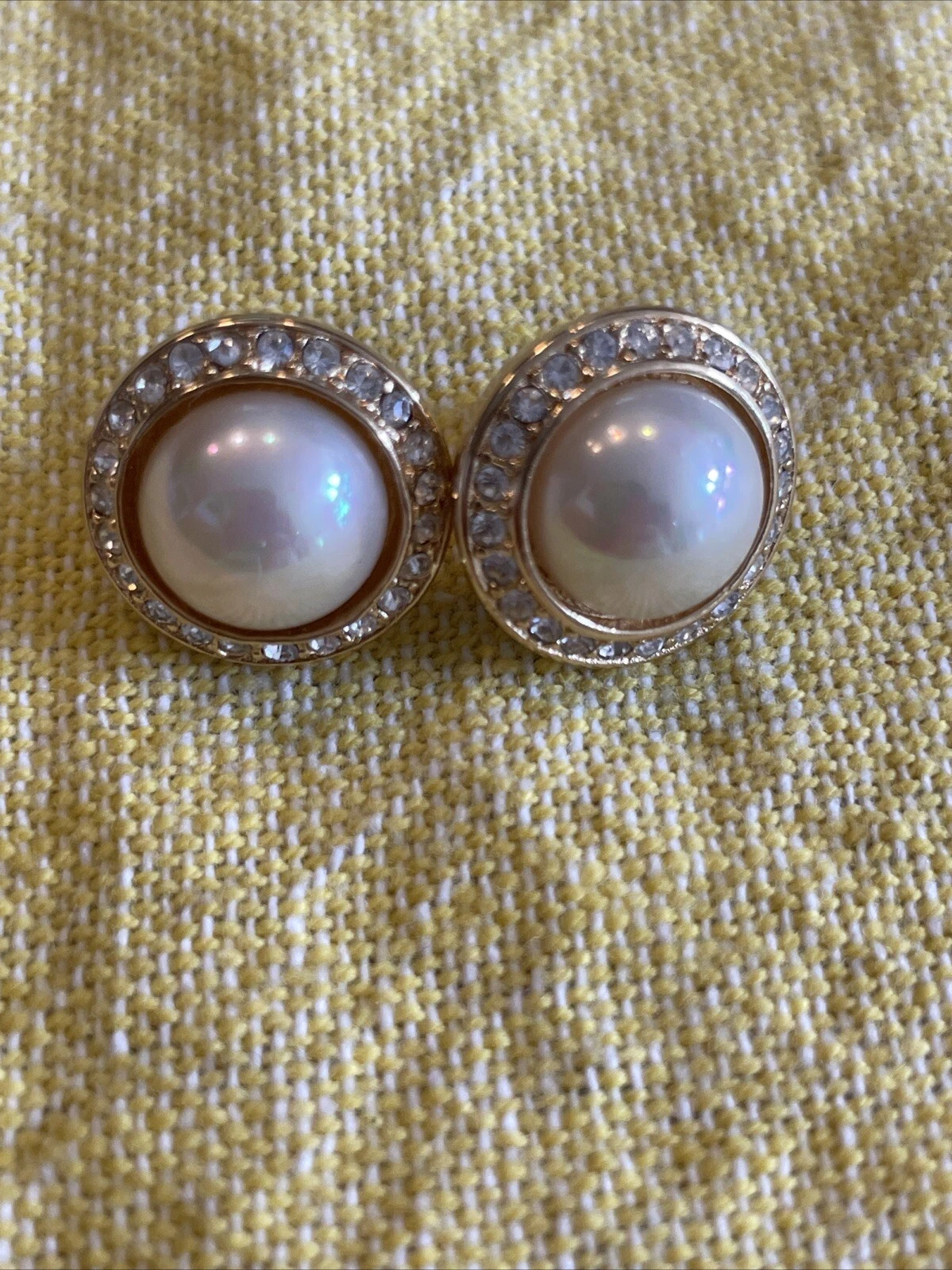 Dior clou perle fausse perle avec cristaux boucles d'oreilles cloutes authentiques