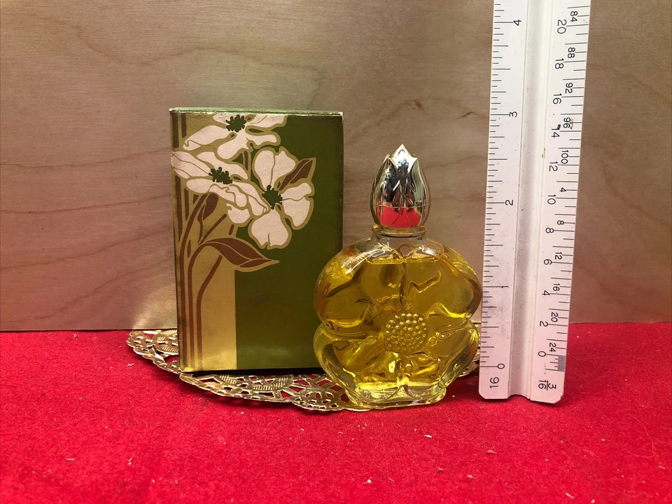 Винтажный одеколон Avon Dogwood Flower Demi-Decanter с 0,75 жидкой унции Moonwind - Изображение 2 из 2