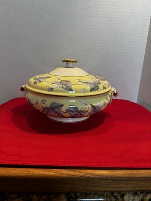 Wedgwood Josephine Yellow W3927 Covered Vegetable Tureen Lid Bone China England
