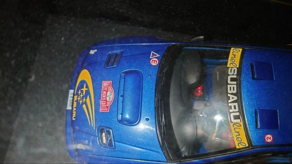 Modellino auto AUTOart 1/18 Subaru Impreza WRX 1999 #5 scala - Immagine 3 di 3