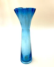 Blue & Teal Hand Blown Glass Blown Glass Fluted Ruffle Mouth Vase Unmarked 10’