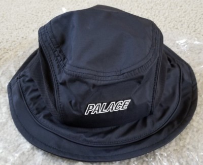 PALACE SKATEBOARDS Storm Shell Bucket