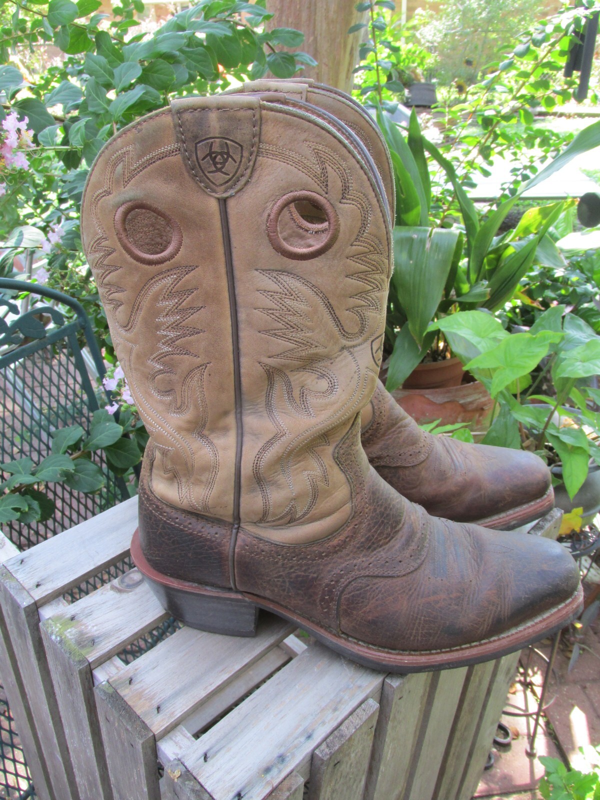 ARIAT HERITAGE ROUGHSTOCK MENS BUCKAROO STYLE COWBOY RIDING BOOTS