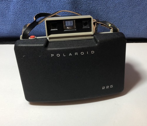 Polaroid Automatic 225 Land Camera With Case And Flash - Picture 4 of 12