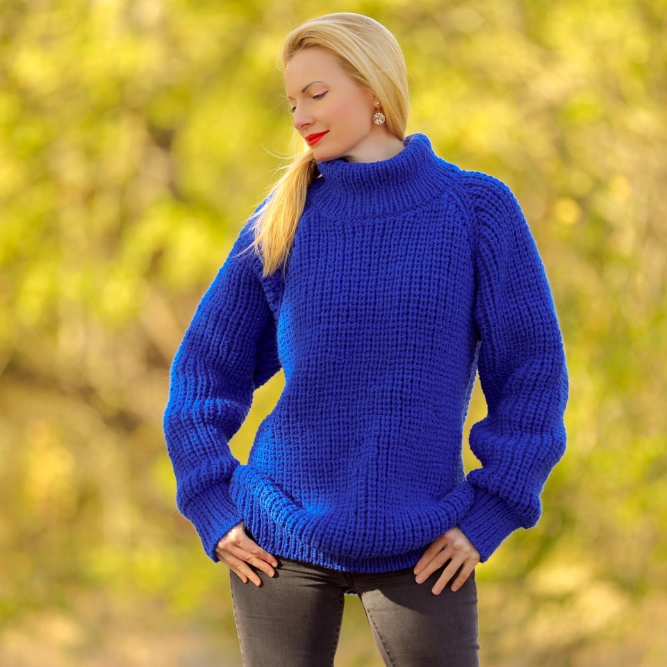 SuperTanya blue thick wool sweater handmade warm ribbed pullover size L