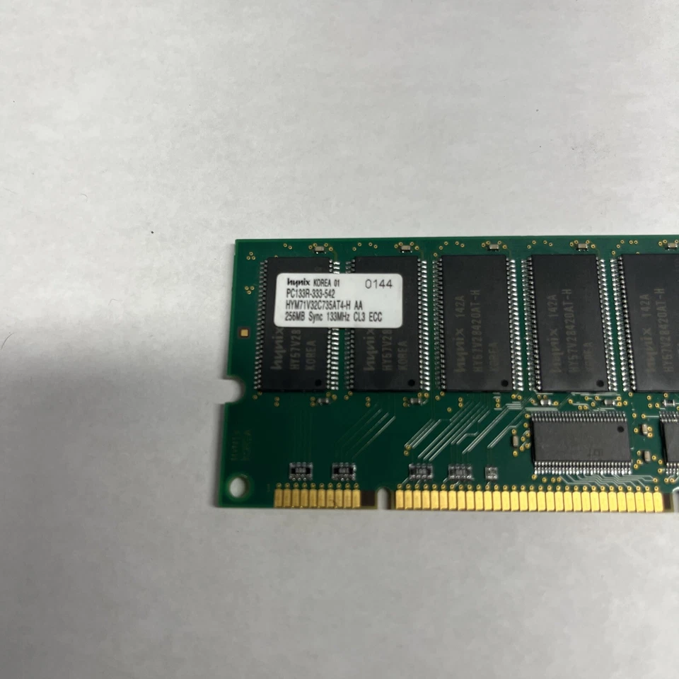 HP D8266A D8266-63000 D8266-69000 D8266-68002 256MB 133MHZ Module RAM - Image 3 of 4