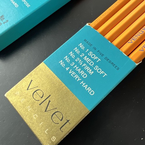 NEW Box Vintage Venus Velvet Blue Band Pencils #3557 No. 2 34pc Lot Different St - Picture 2 of 16