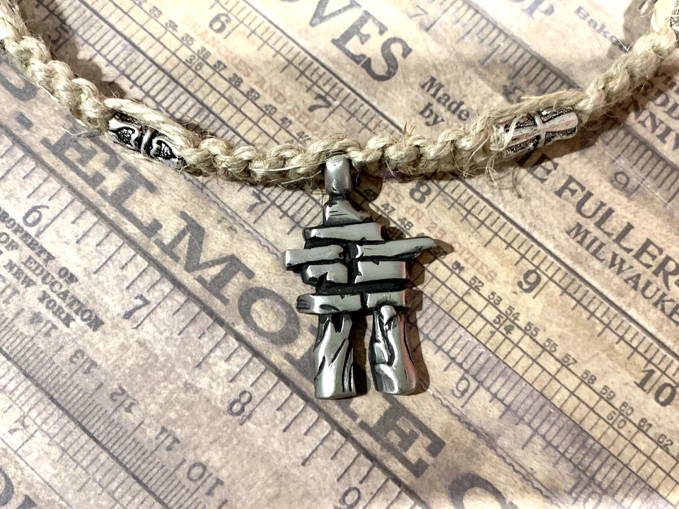 Collar de cáñamo primitivo con estaño Stonehenge joyería para hombre Foto 2 de 3